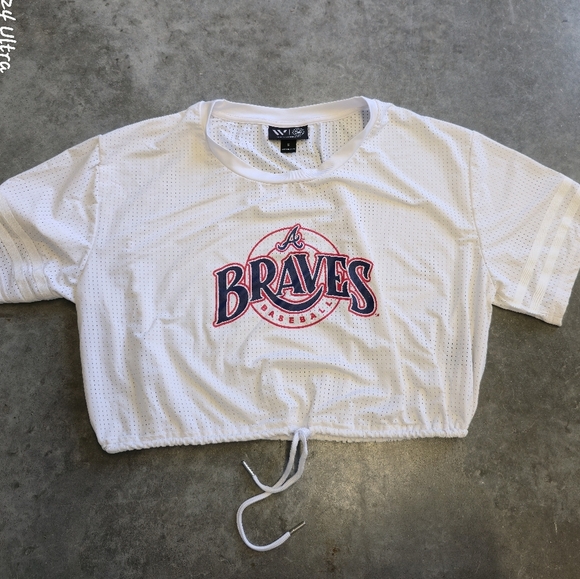 White Braves Crop Top Size Small - Picture 2 of 7